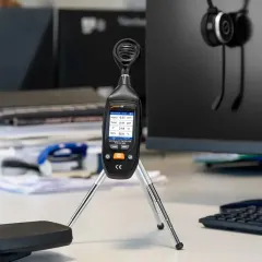 zı PCE-EM 880