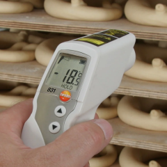 Testo 831 Gıdalar İçin Çift Lazerli Kızılötesi Termometre 210 °C